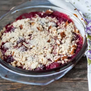 berry crumble